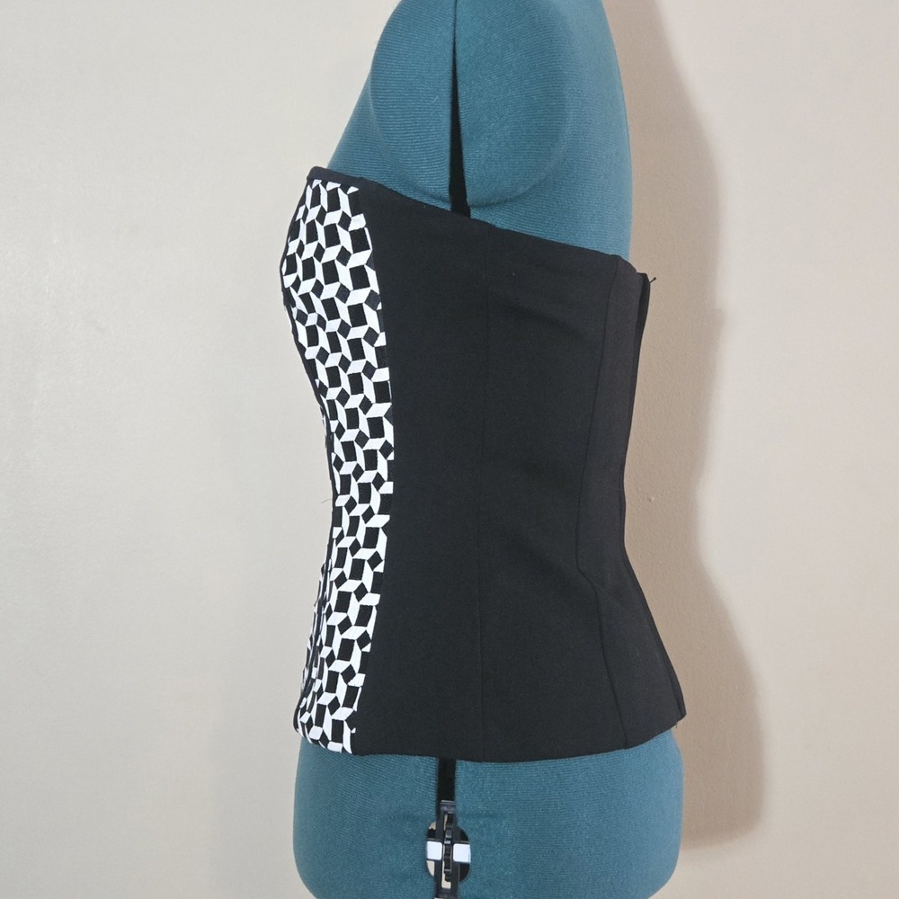 WHBM Black White Geometric Bustier Top Strapless Structured Mob Wife Corp Goth - Picture 3 of 5